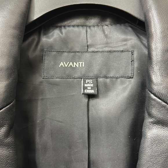 Avanti Black Genuine Leather Women’s Jacket - Picture 5 of 10